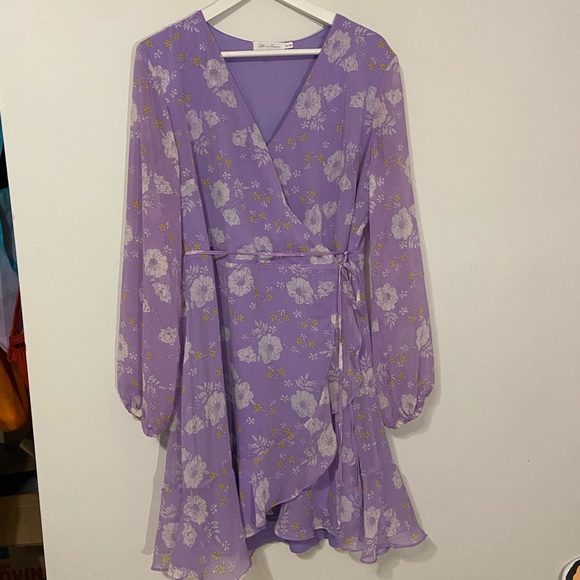 All in favor purple floral wrap dress - Picture 2 of 4